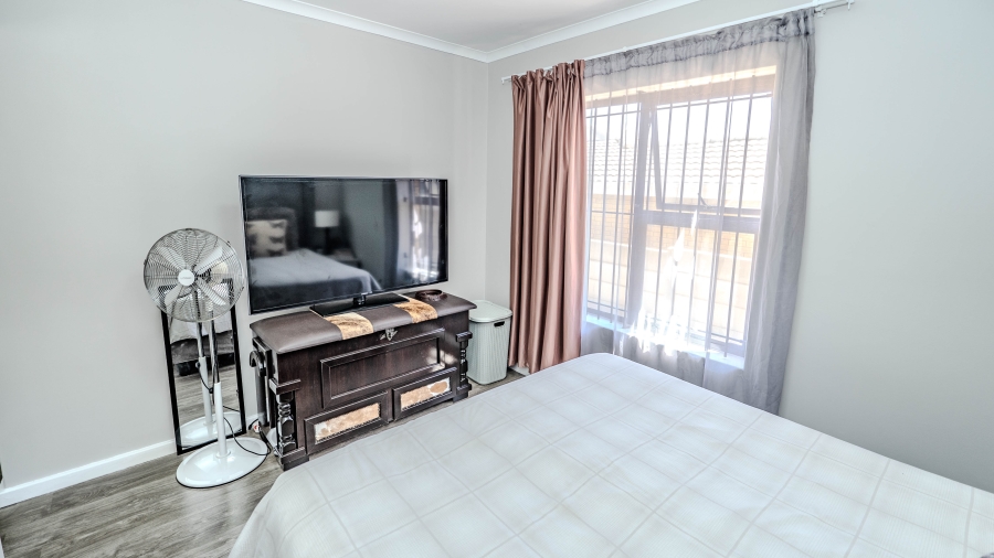 3 Bedroom Property for Sale in Normandie Western Cape